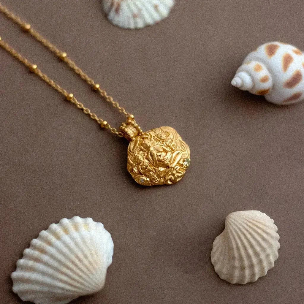 Cradle of Worlds • Necklace