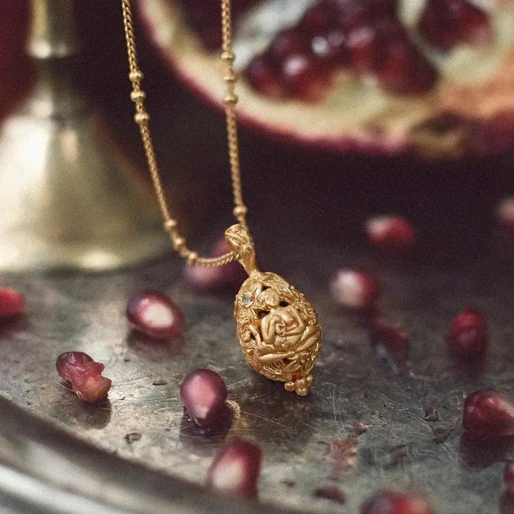 Held to Hold Halskette