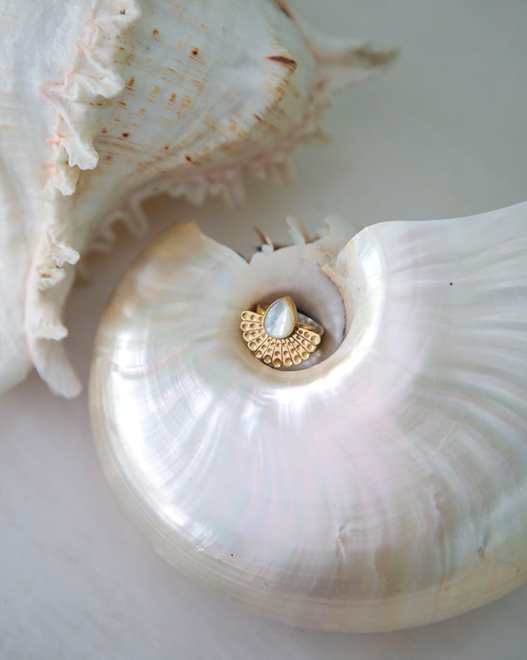Azure Ring White (Ring)