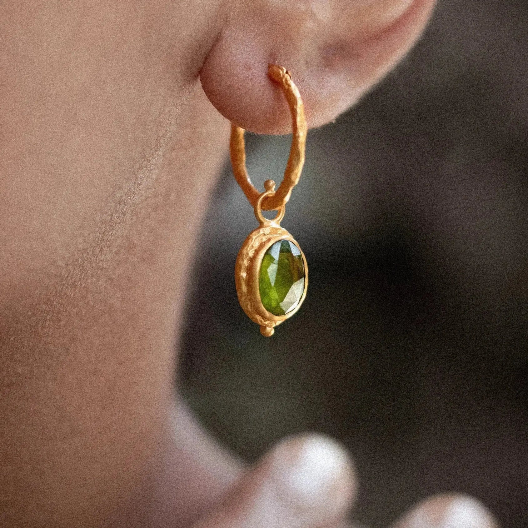 Companion of Passage • Hoop Ohrringe