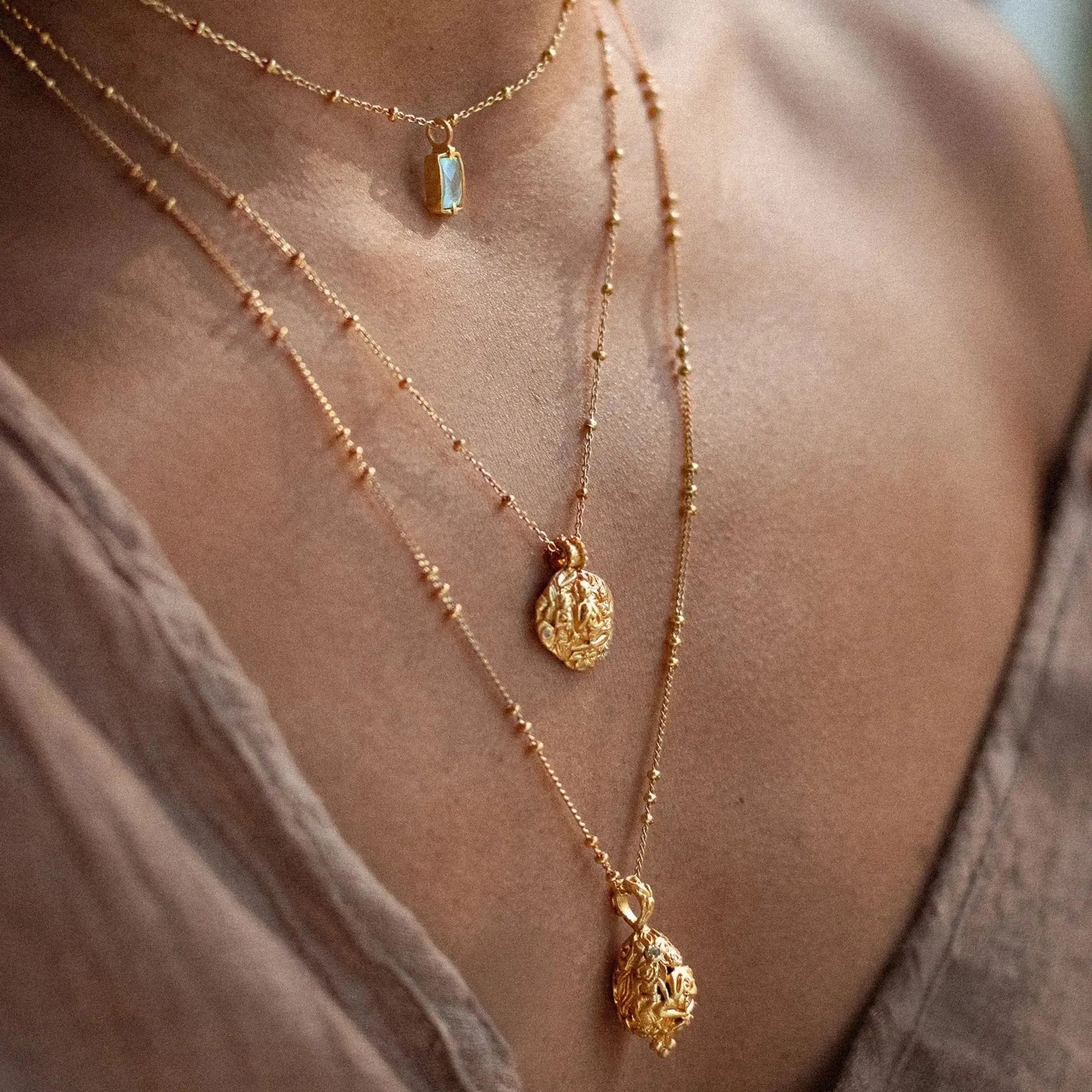 Cradle of Worlds • Necklace