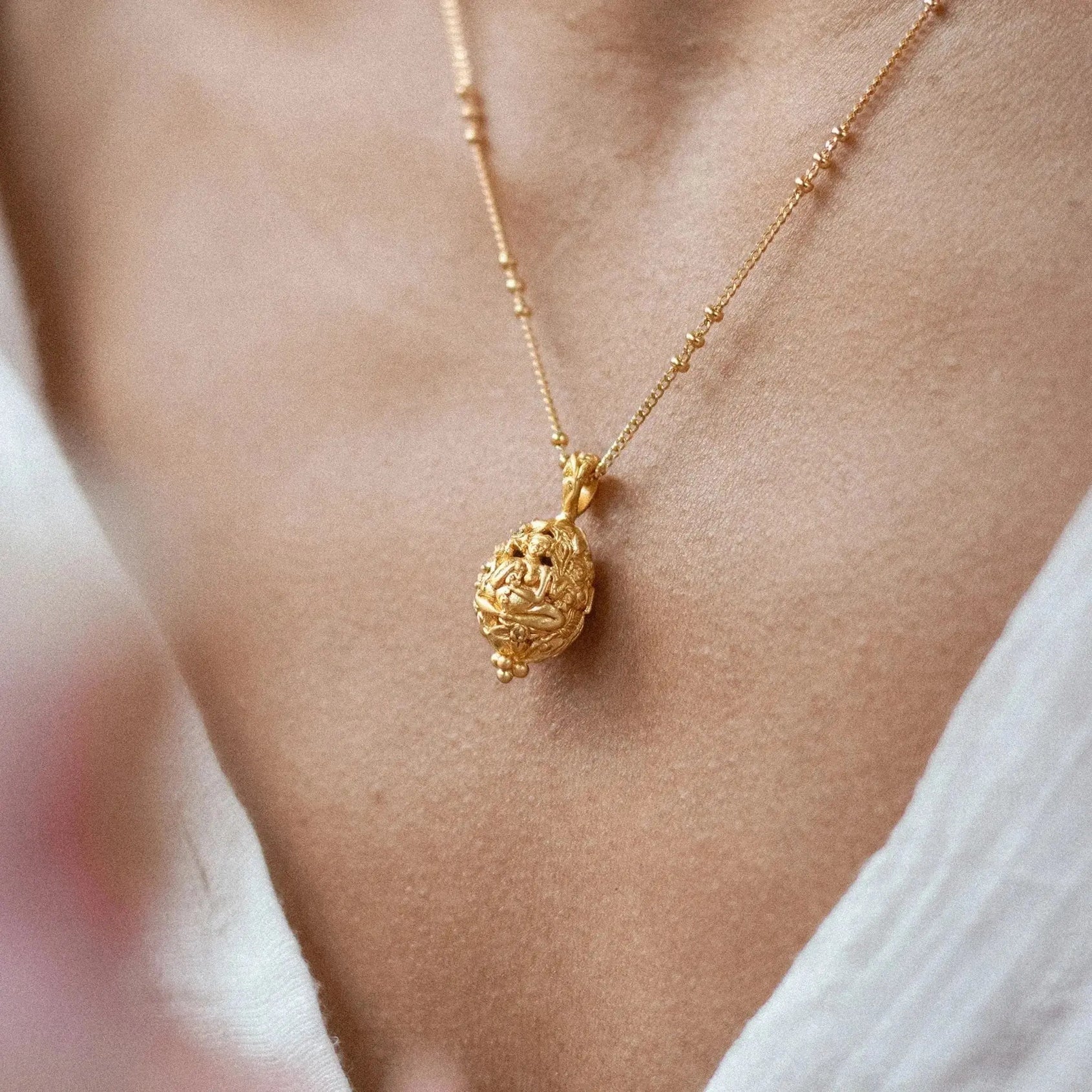 Held to Hold Halskette