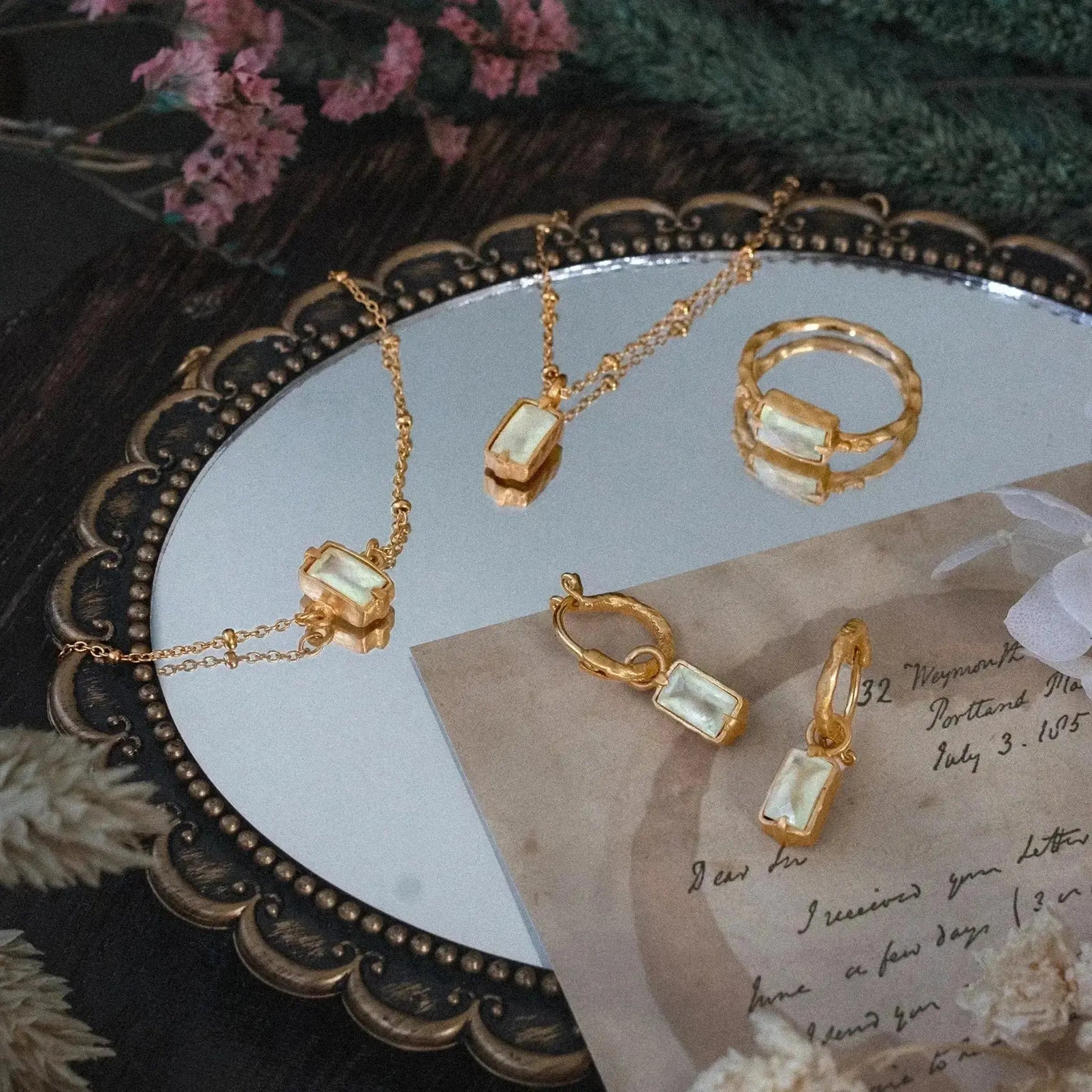 Resting Heart • Halskette